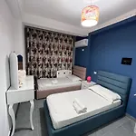 Rent Center 1 Διαμέρισμα *