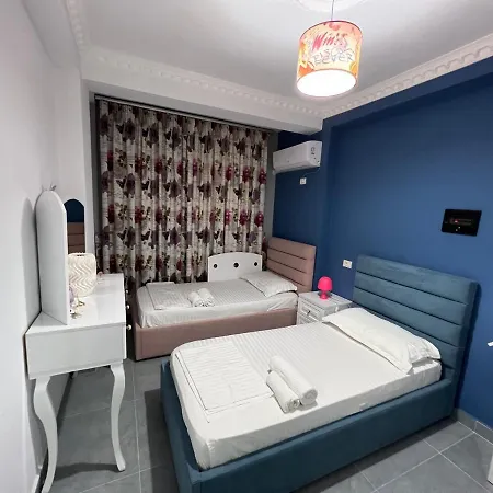 Rent Center 1 Apartment *